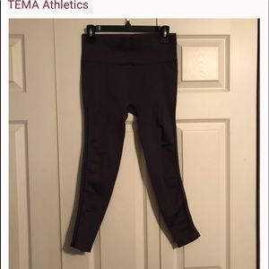 Tema Athletics High Waist Compression Capri Sz XS